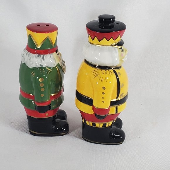 Nutcracker Salt & Pepper Shakers Set 5" holiday table Christmas kitchen decor - Picture 4 of 7